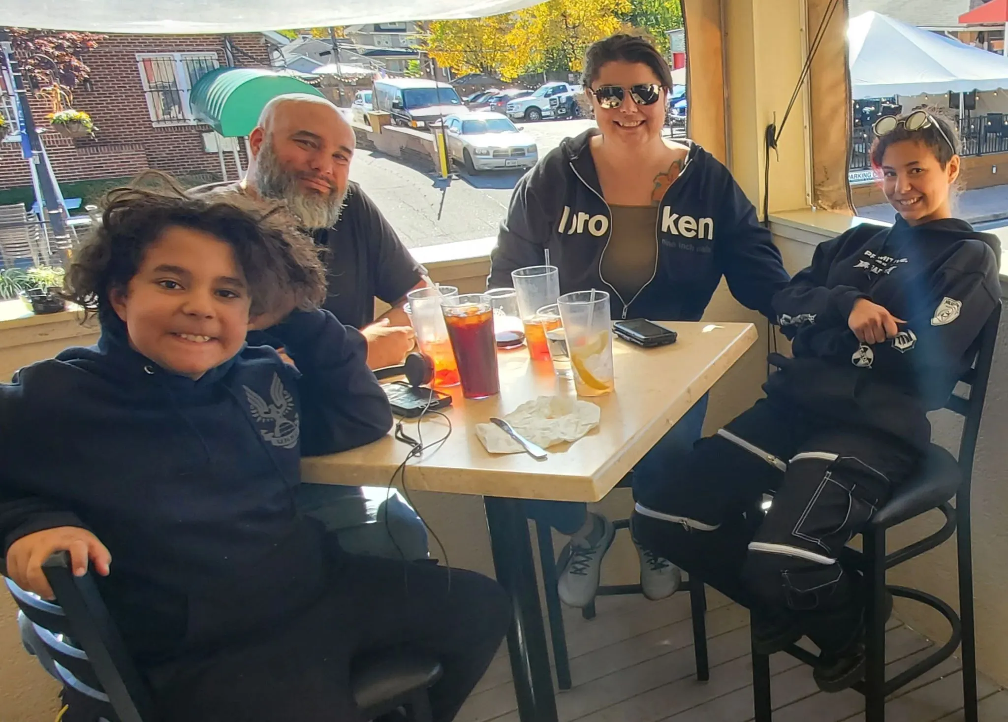 Leidos Veterans ERG Hosts Carb Up Event at Crystal City Sports Pub