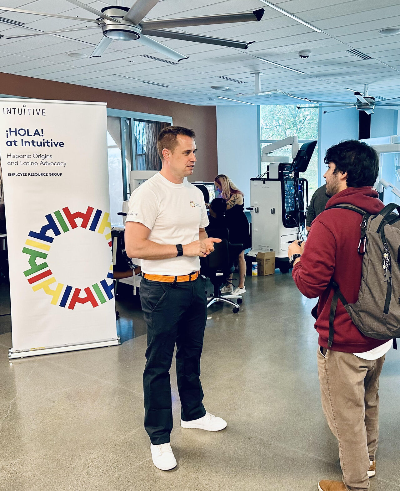 Intuitive Latinx ERG Brings Da Vinci Surgical Robot Demonstration to CSUEB for Hispanic Heritage Month detail 2