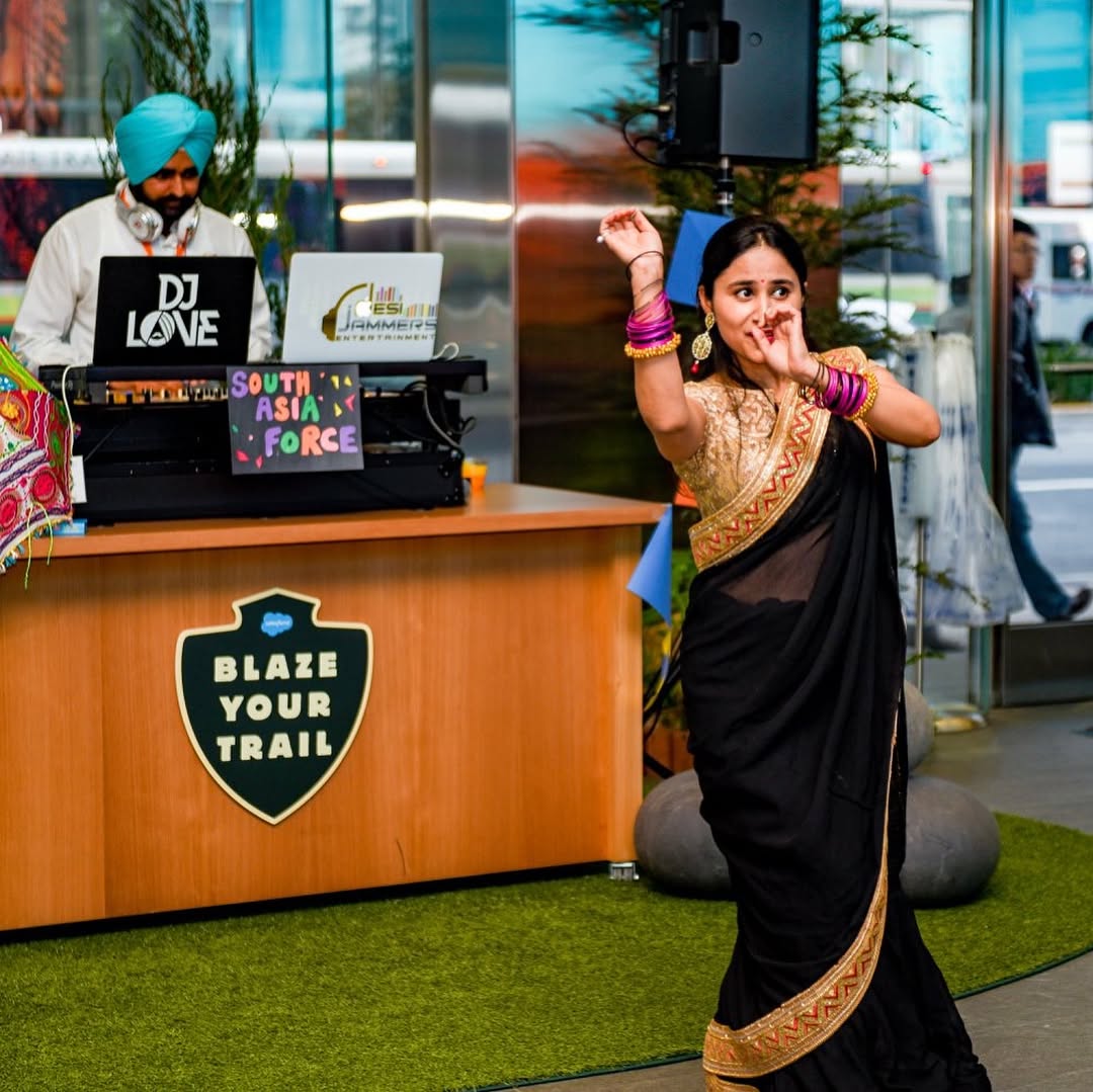 Salesforce's #Southasiaforce Raises $5K for Girls' Orphanage During Holi Celebration detail 2
