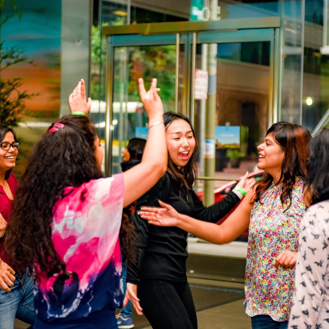 Salesforce's #Southasiaforce Raises $5K for Girls' Orphanage During Holi Celebration detail 5
