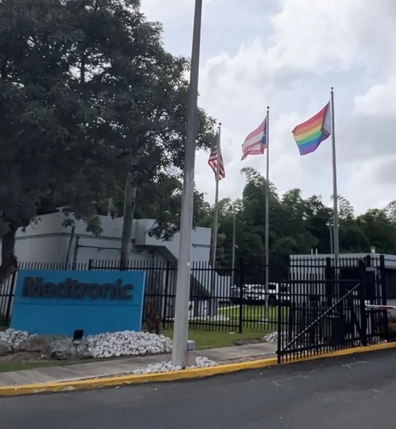 Medtronic LGBTQIA+ ERG Marches in Pride Parade and Raises Flag in Puerto Rico detail 7