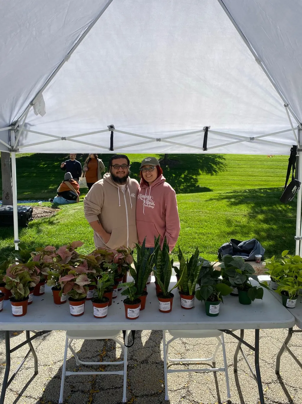 Medline Industries Latinx ERG Hosts El Mercadito Wellness Market for Hispanic Heritage Month detail 6