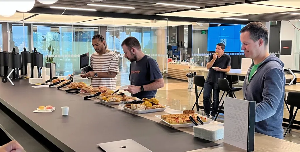 Convoy Latinx ERG Hosts Coffee Tasting with Pan Dulce to Kick Off Hispanic Heritage Month detail 3