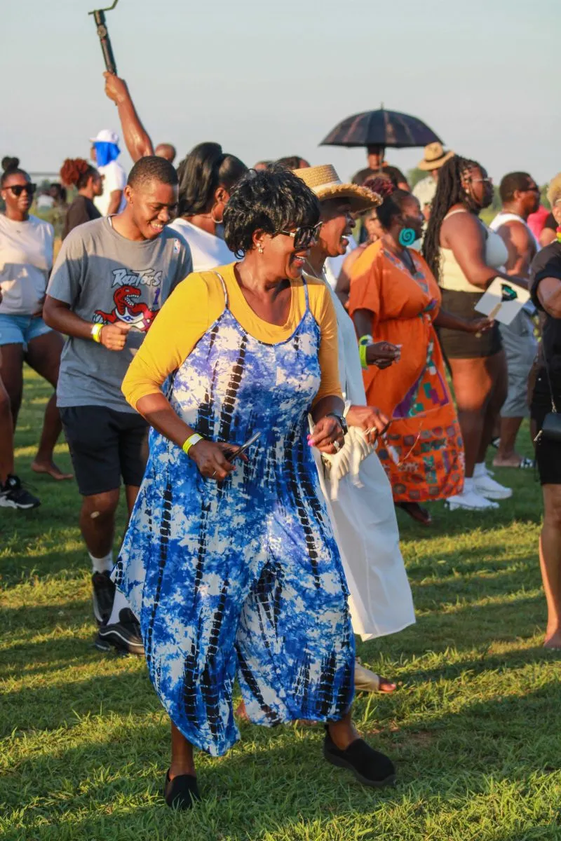 Flywire FlyBLACK ERG Celebrates Juneteenth with “Finding Fellowship” Fireside Chat and Participation in Charleston Juneteenth Family Fest Honoring Culture, Community, and Empowerment